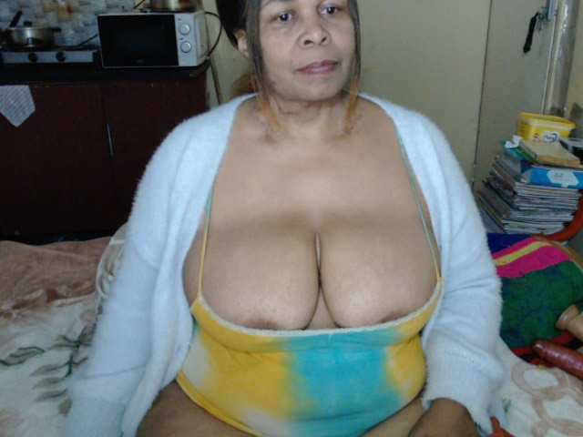 Mydreamgirrl live cam preview