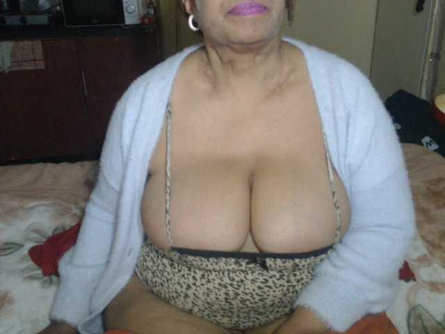 Mydreamgirrl live cam on BongaCams