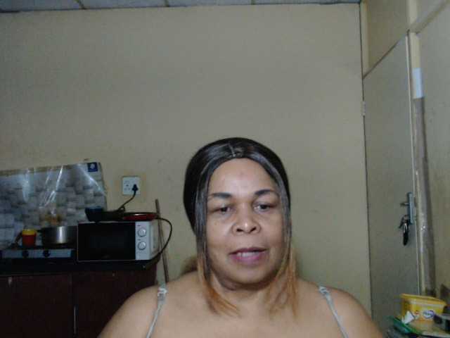Mydreamgirrl live cam preview