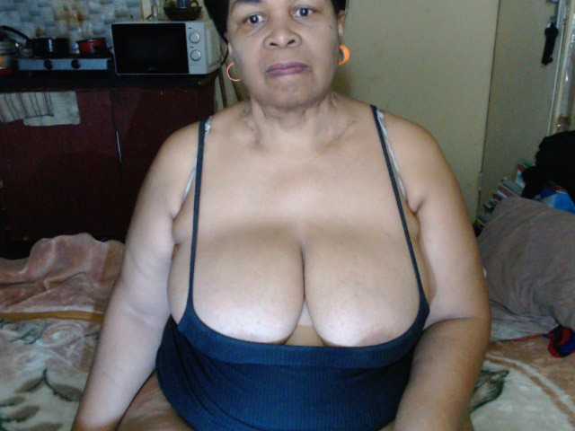 Mydreamgirrl live cam on BongaCams