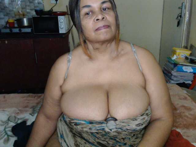 Mydreamgirrl live cam on BongaCams