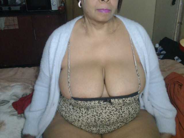 Mydreamgirrl live cam on BongaCams