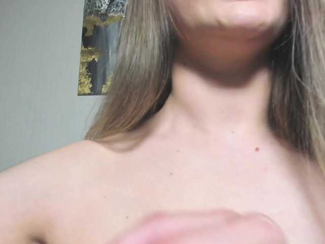 Mia-Callme live cam on BongaCams