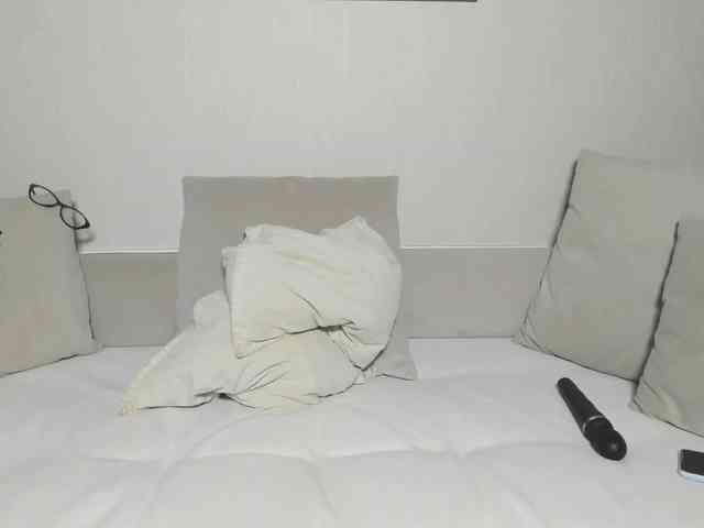 Mia-Callme webcam