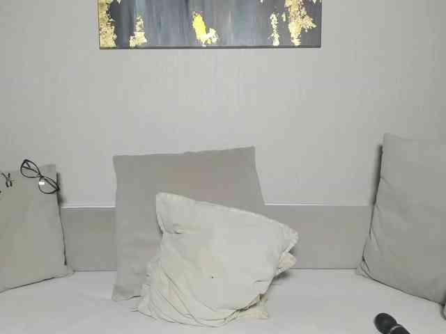 Mia-Callme webcam