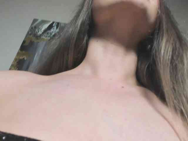 Mia-Callme webcam