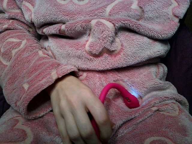 Hairyy, en directo ahora en BongaCams