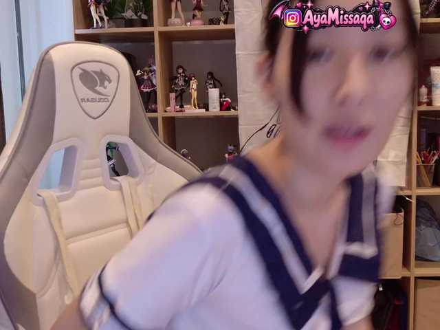 -lilillillIl- live cam on BongaCams
