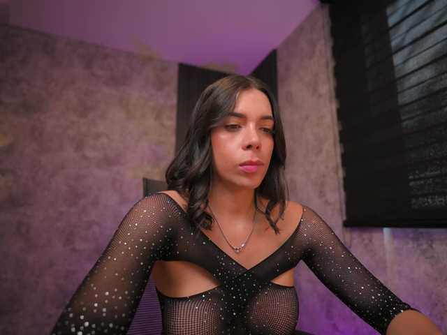 AmyWalker live cam on BongaCams