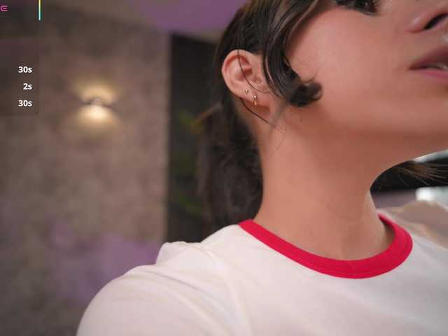 AmyWalker live cam on BongaCams