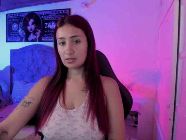 Laurahoot20 webcam