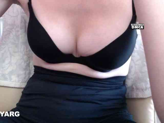 arisha_001 webcam
