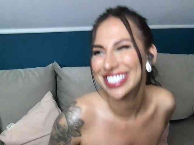 MindyExtasy webcam