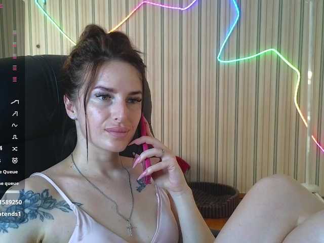 xxadrihanna live cam on BongaCams