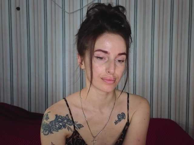 xxadrihanna live cam on BongaCams