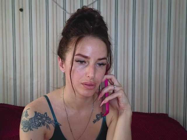 xxadrihanna live cam on BongaCams