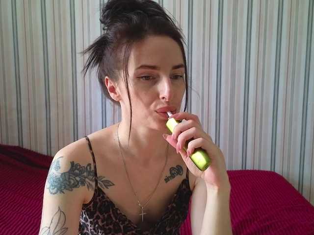 xxadrihanna live cam on BongaCams