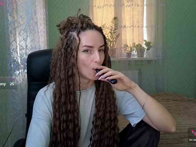 xxadrihanna webcam