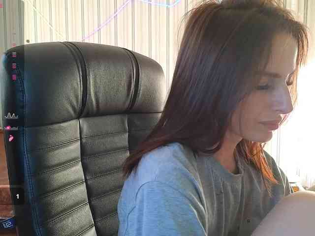 xxadrihanna webcam