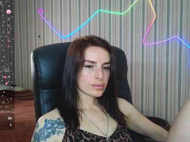 xxadrihanna webcam