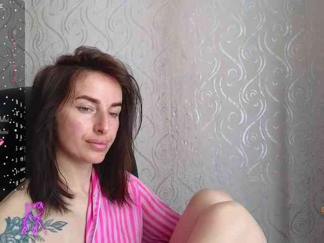 xxadrihanna webcam