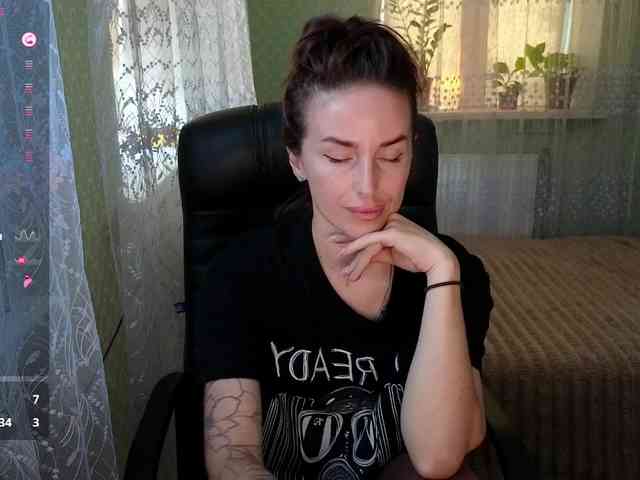 xxadrihanna webcam