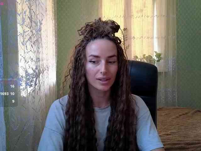 xxadrihanna webcam