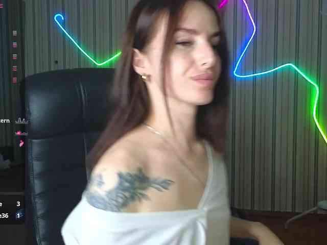 xxadrihanna webcam