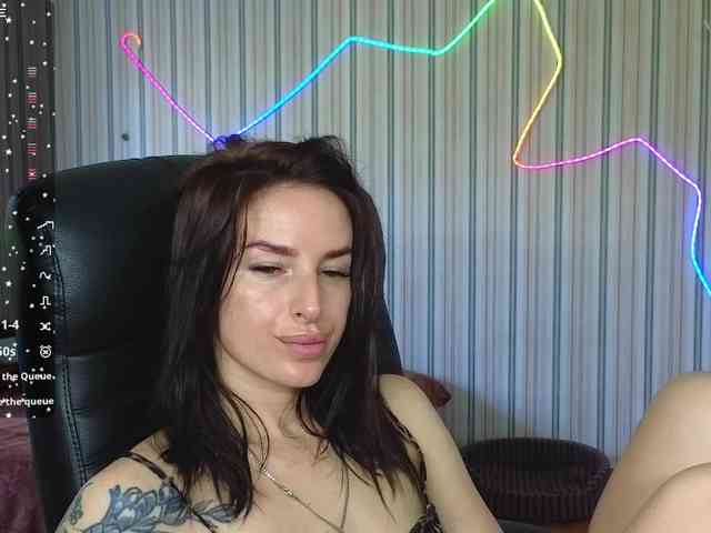 xxadrihanna webcam