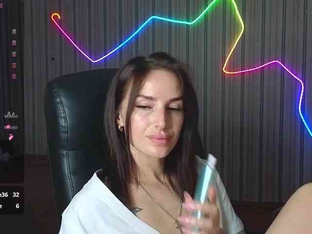 xxadrihanna webcam
