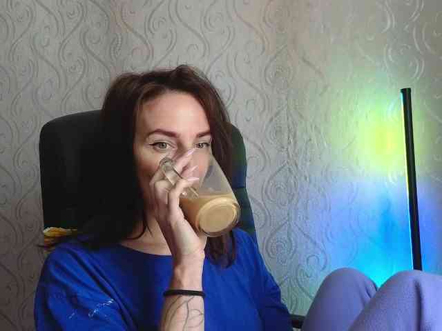 xxadrihanna webcam