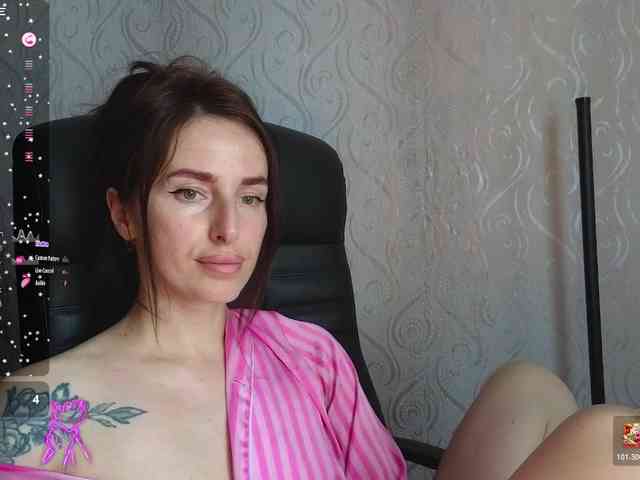 xxadrihanna webcam