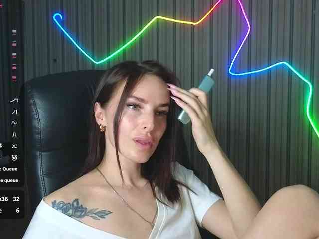 xxadrihanna webcam