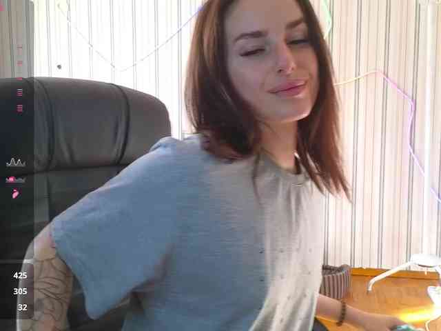 Model: xxadrihanna