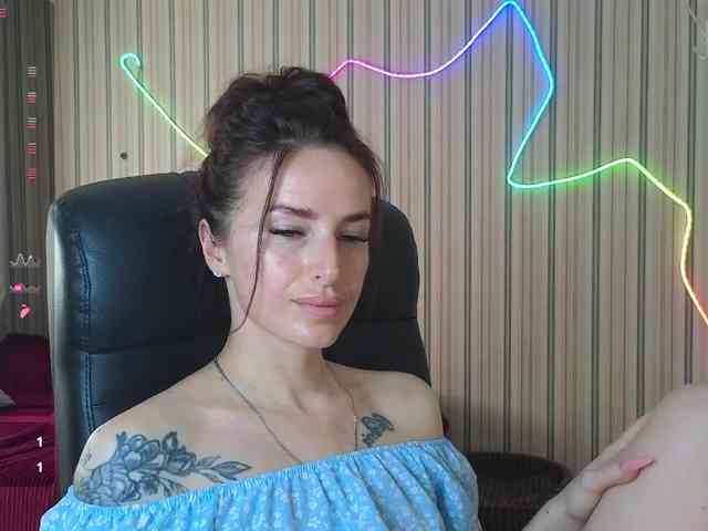 xxadrihanna webcam