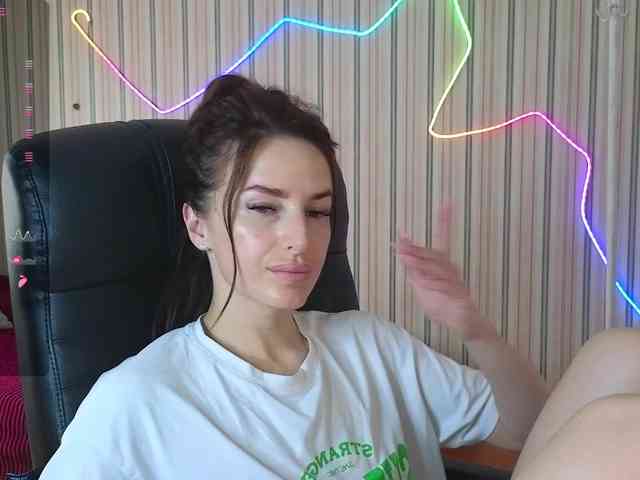 xxadrihanna webcam