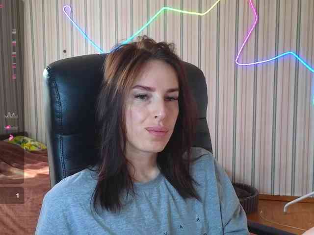 xxadrihanna webcam