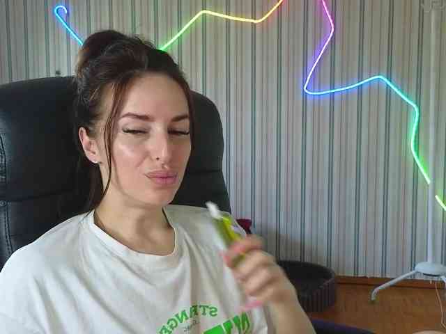 xxadrihanna webcam