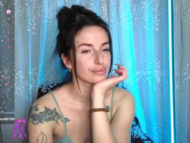xxadrihanna webcam