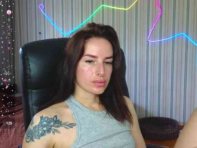 xxadrihanna webcam