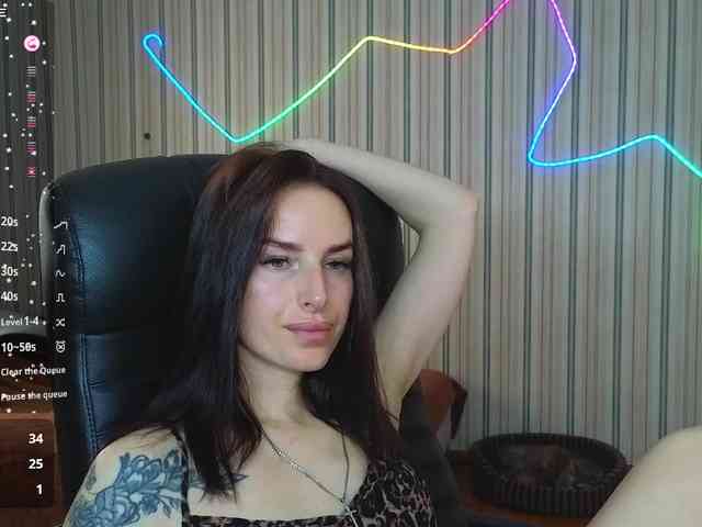 xxadrihanna webcam