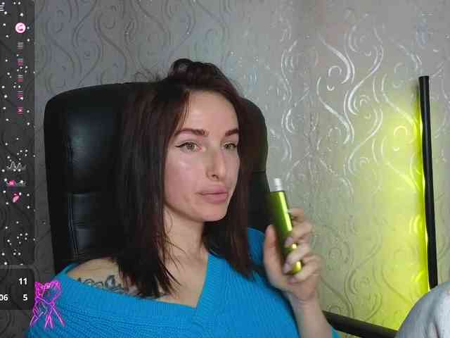 xxadrihanna webcam