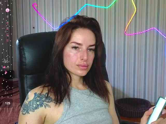 xxadrihanna webcam
