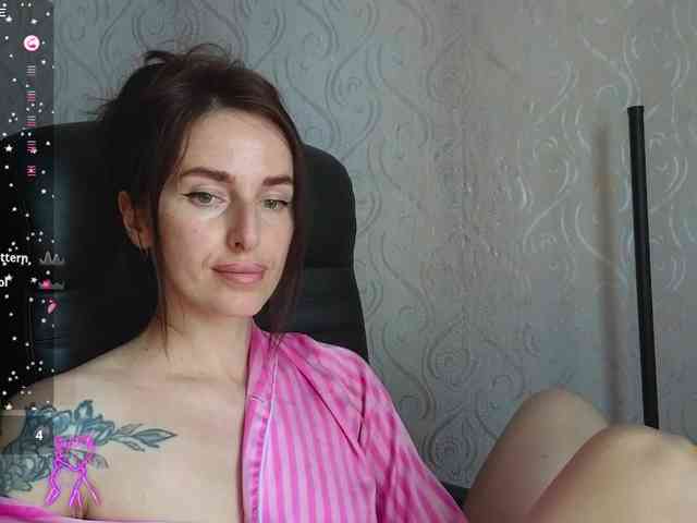 xxadrihanna webcam