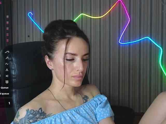 xxadrihanna webcam