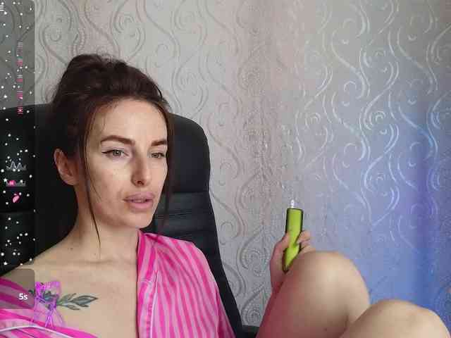 xxadrihanna webcam