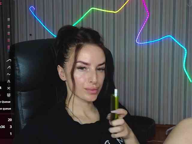 xxadrihanna webcam