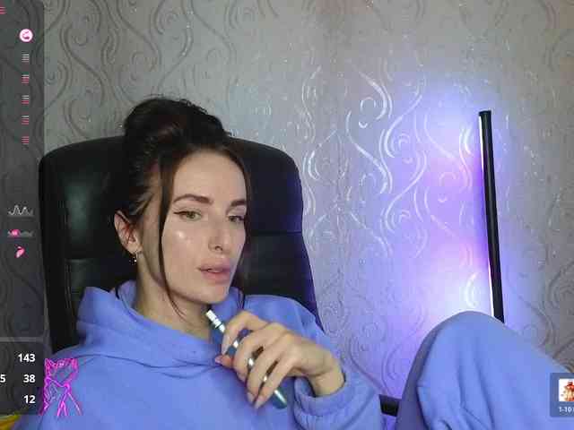 xxadrihanna webcam