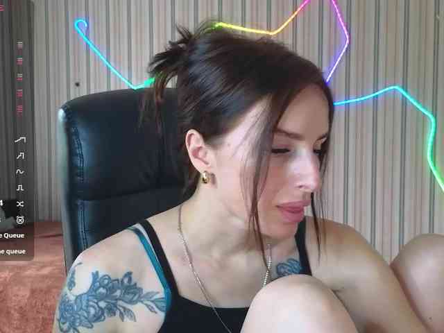 xxadrihanna webcam
