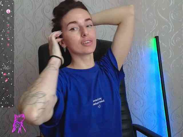xxadrihanna webcam